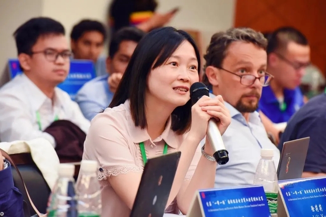 徐莉莉：在适合自己的舞台上发光发热