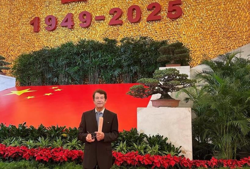 我校外国专家应邀参加上海市政府国庆招待会