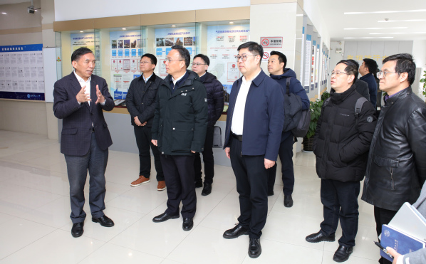 校长顾春华率队赴华东理工大学调研交流