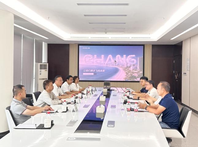 顾春华带队赴广州亿航智能公司考察交流