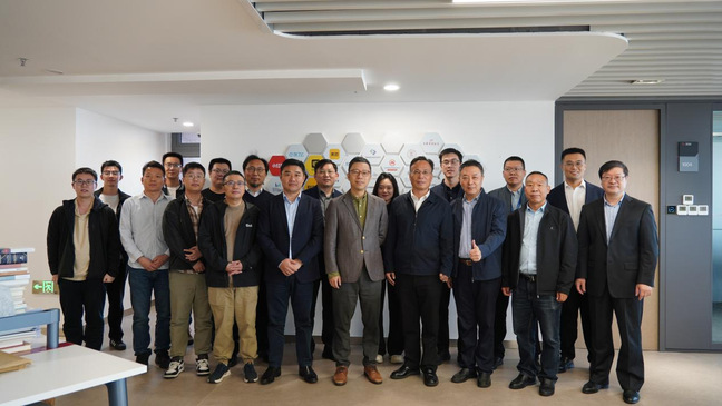 顾春华带队走访上海交通大学中国发展研究院