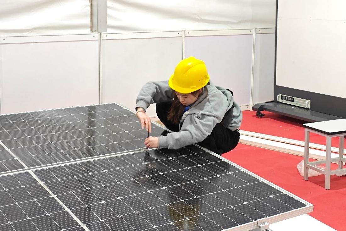 六新引领绘新篇 | 两金一铜！第三届全国技能大赛上海市选拔赛在我校举行