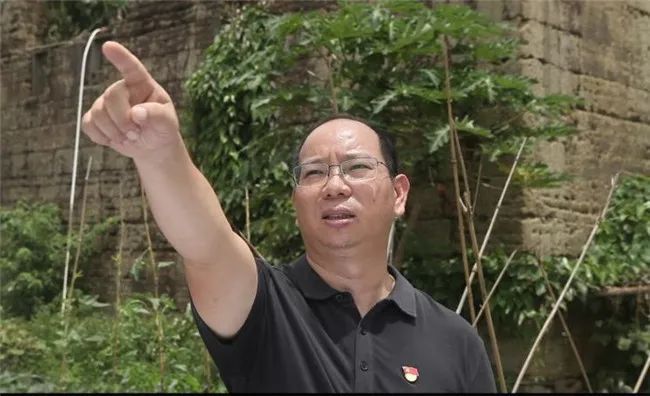 曾经优秀的taptap体育学子，如今百姓贴心的“驻村书记”