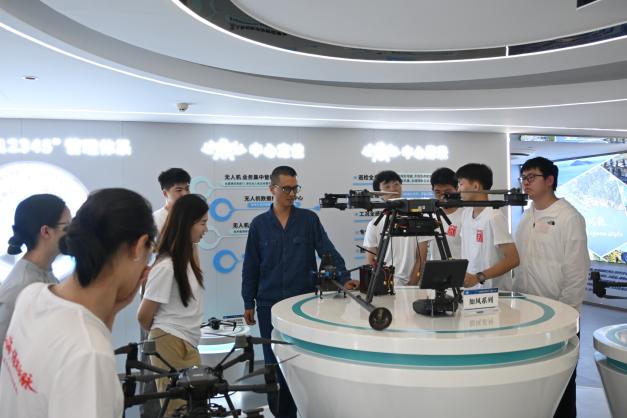 山海逐绿电 青春砺担当——taptap官方版下载安装“核链山海”实践队浙江苍南行